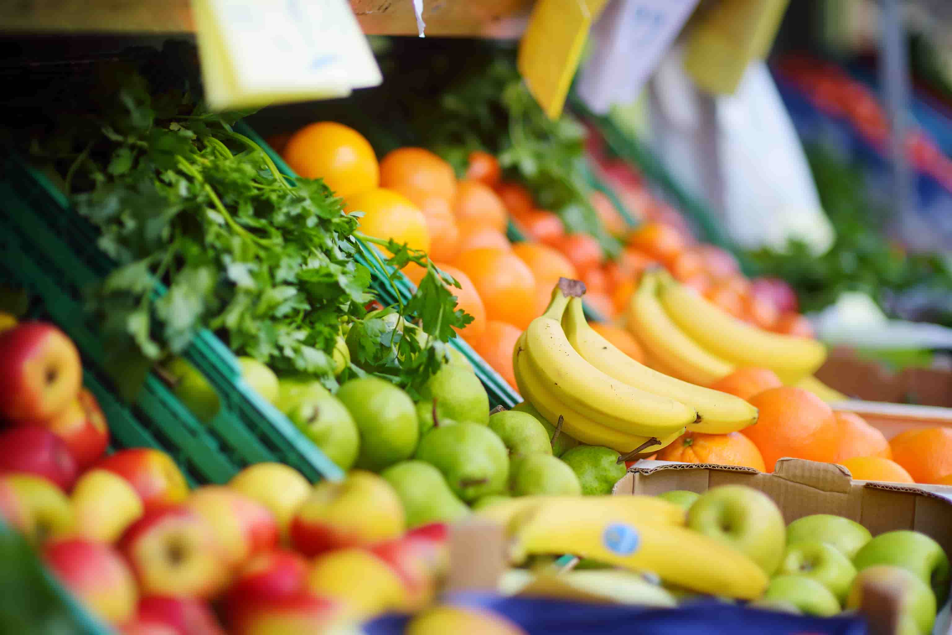 Farbtemperaturbeleuchtung von Obst und Gemüse
